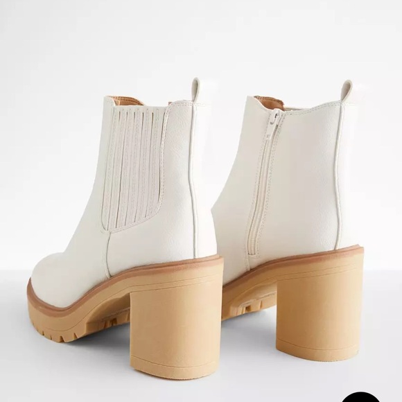 Jetta Boot DV by Dolce Vita - Picture 3 of 10